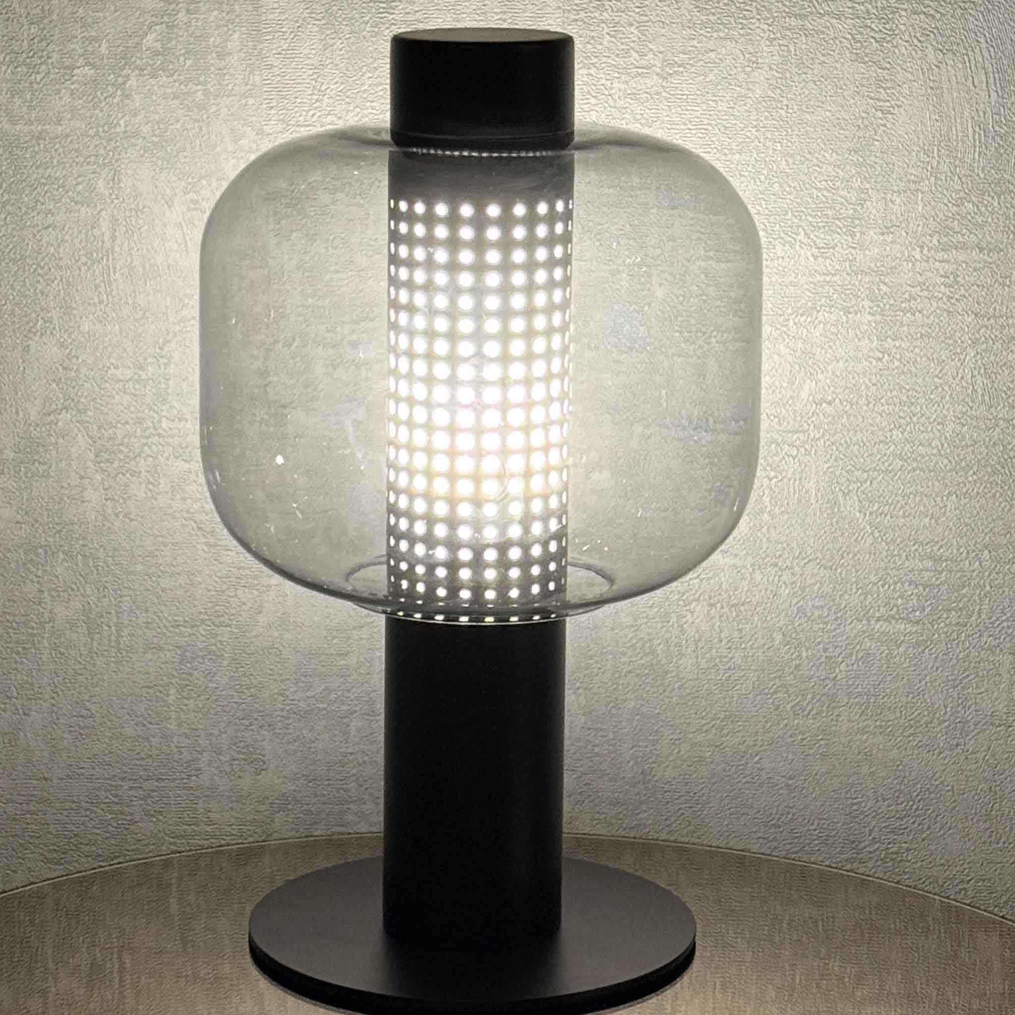 Globo X Lamp