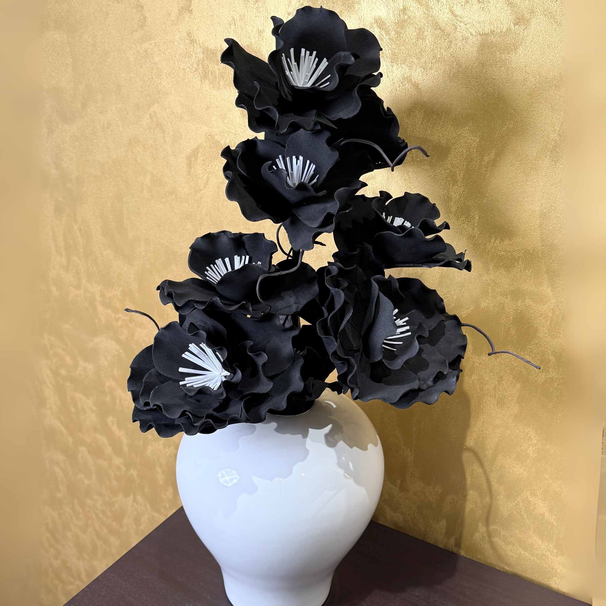 Ruffle Poppies Black bunch