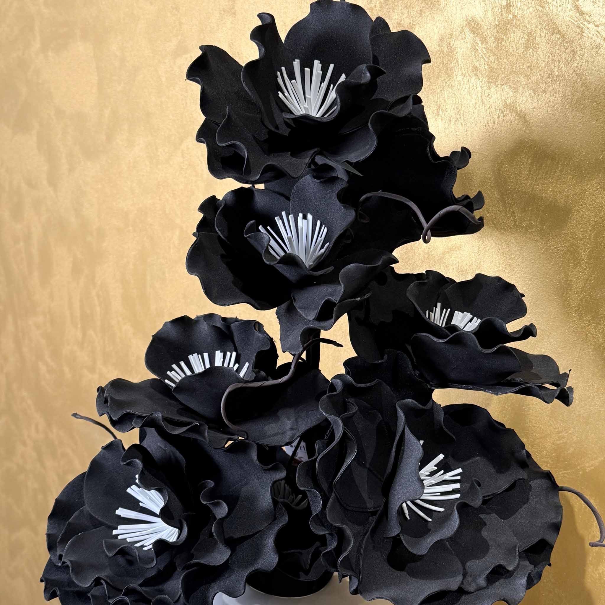 Ruffle Poppies Black bunch