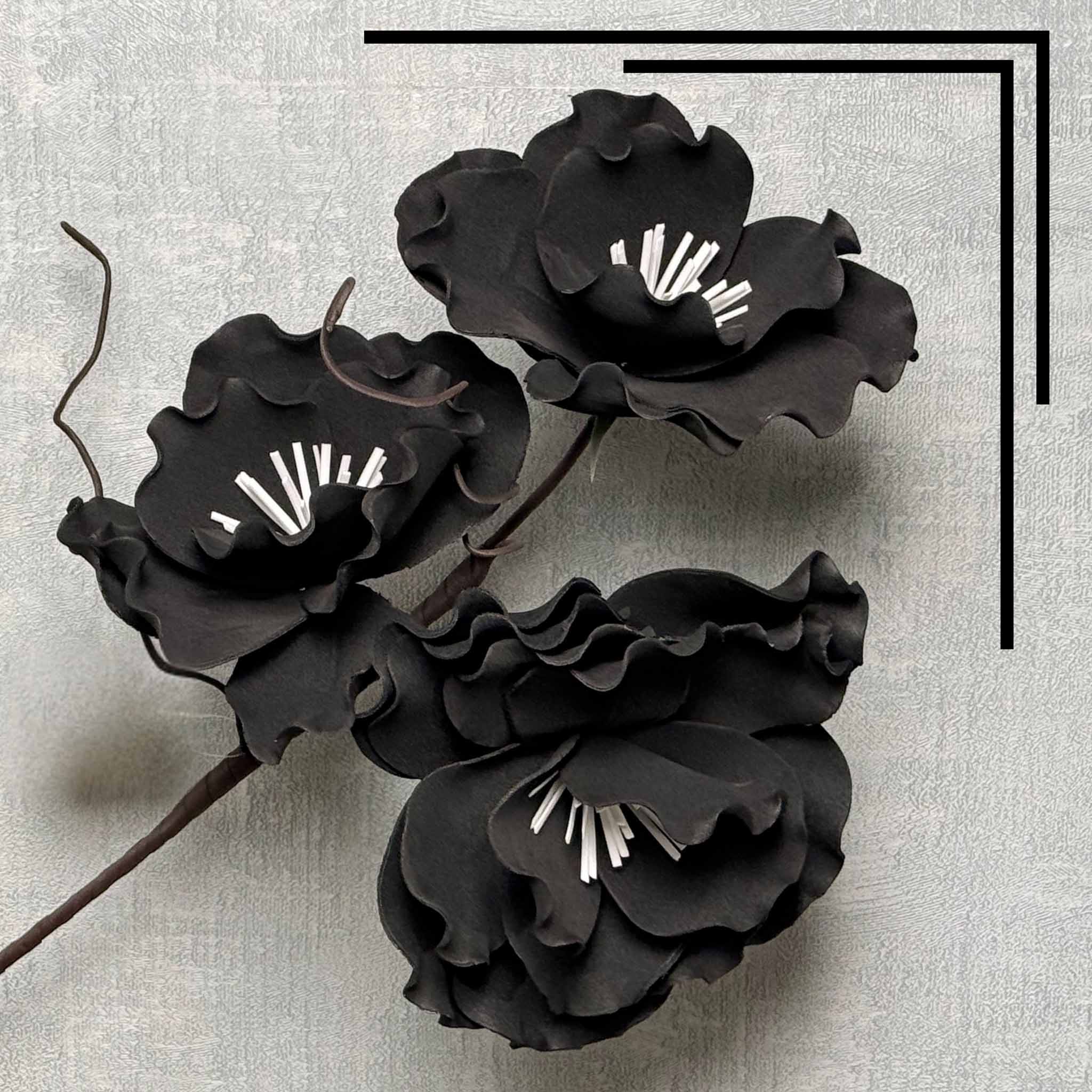Ruffle Poppies Black bunch