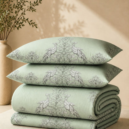 Pavos Quilt &amp; Reversible Duvet Cover Set