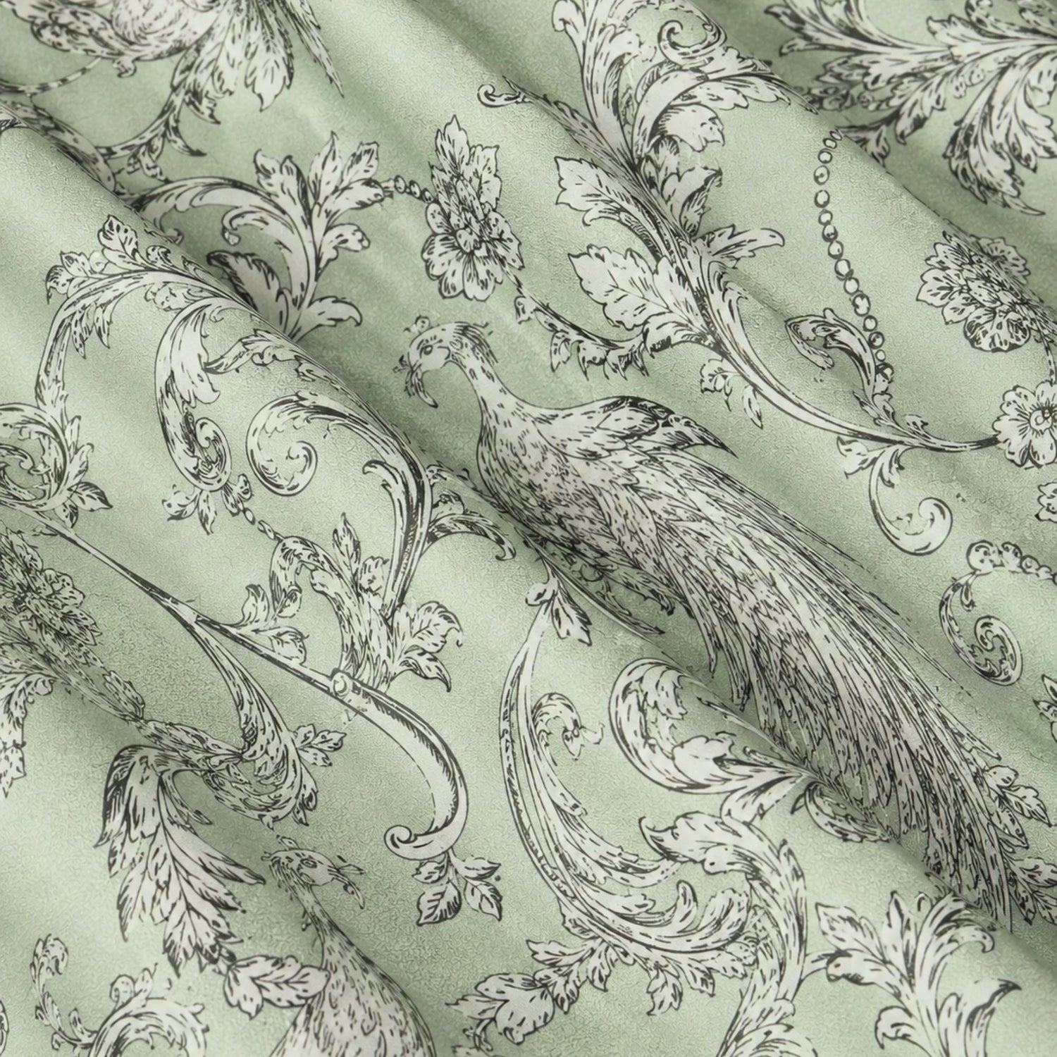 Pavos Quilt &amp; Reversible Duvet Cover Set